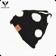 Lady′s Winter Acrylic Jacquard Polka DOT Hat